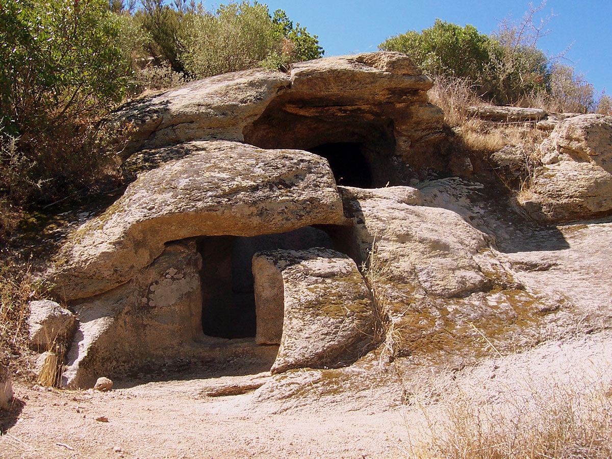 Storia, leggenda e magia: le Domus de Janas in Ogliastra